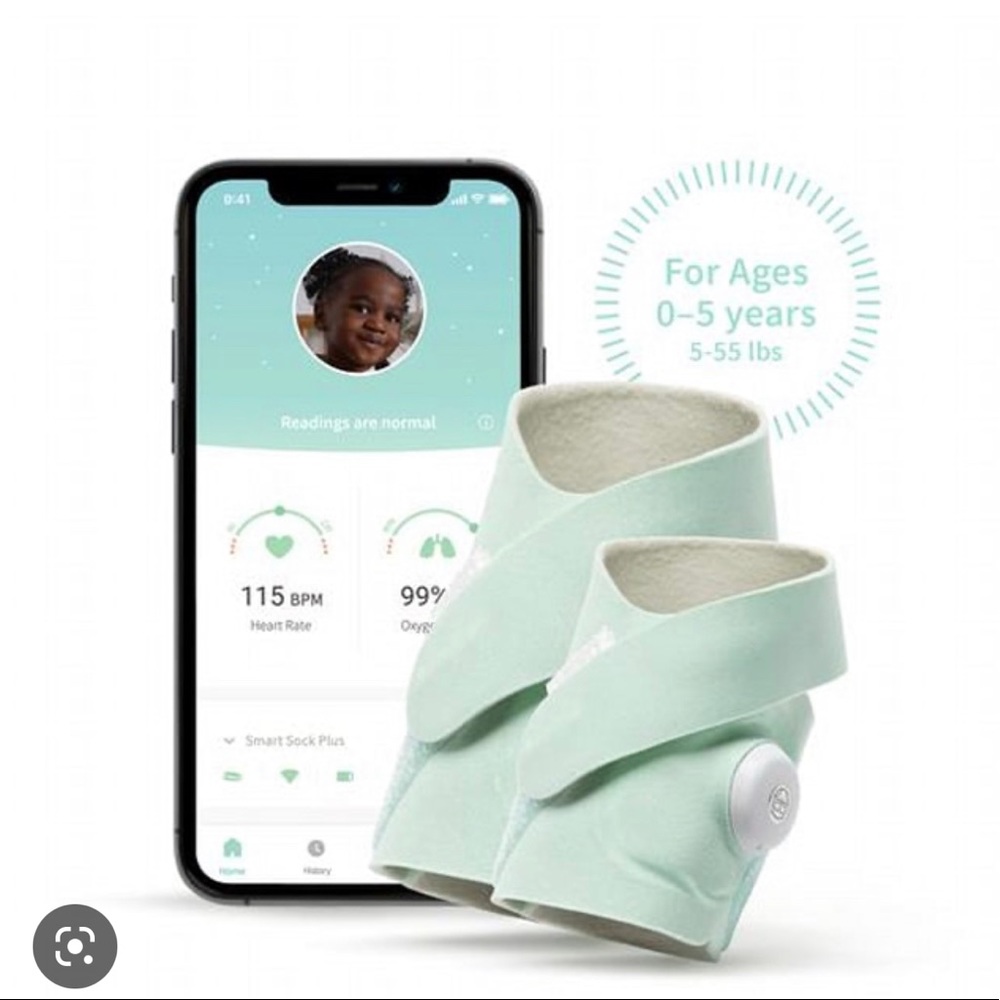 Owlet Smart Sock (3rd generation) charging dock and socks (no sensor)